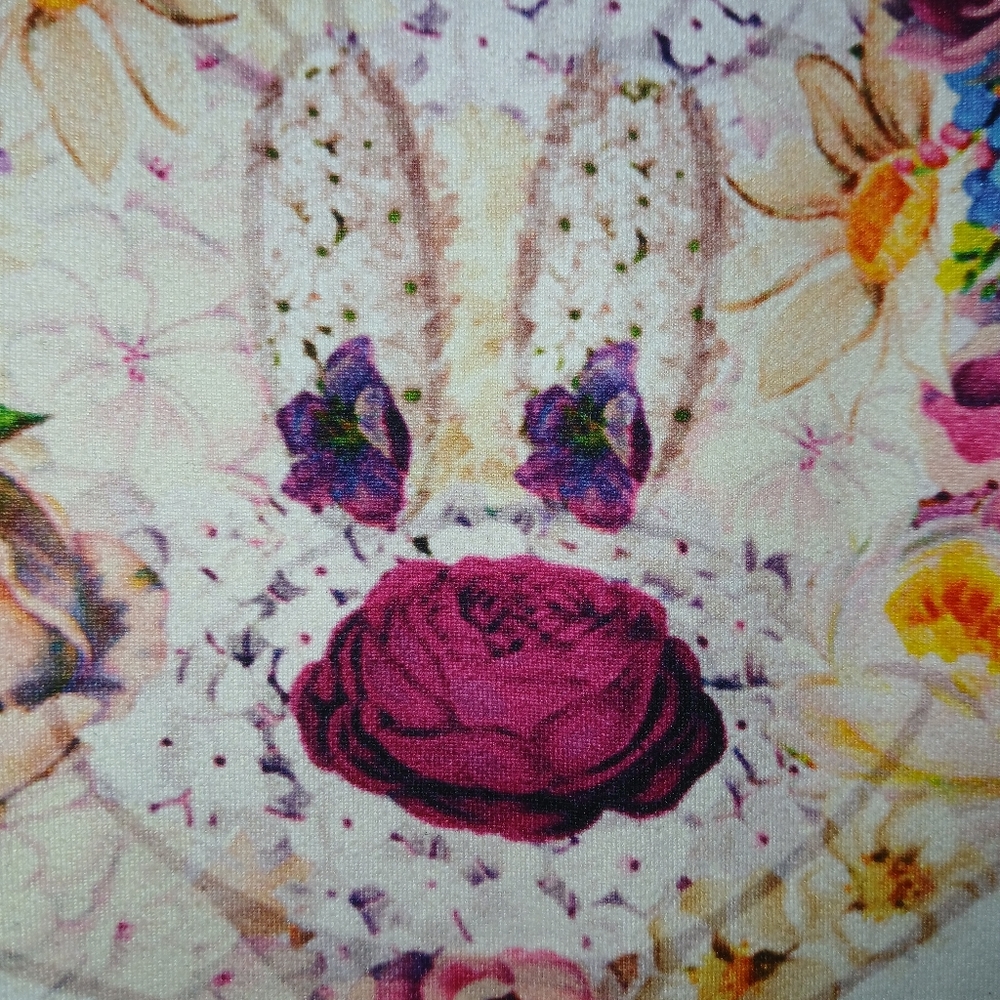DISNEY MINNIE MOUSE ARTSY FLORAL PRINT WOMANS TEE - Picture 7 of 9